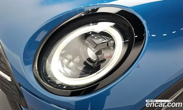 Mini Clubman 2022 2.0 автомат (гидро), миниатюра 8