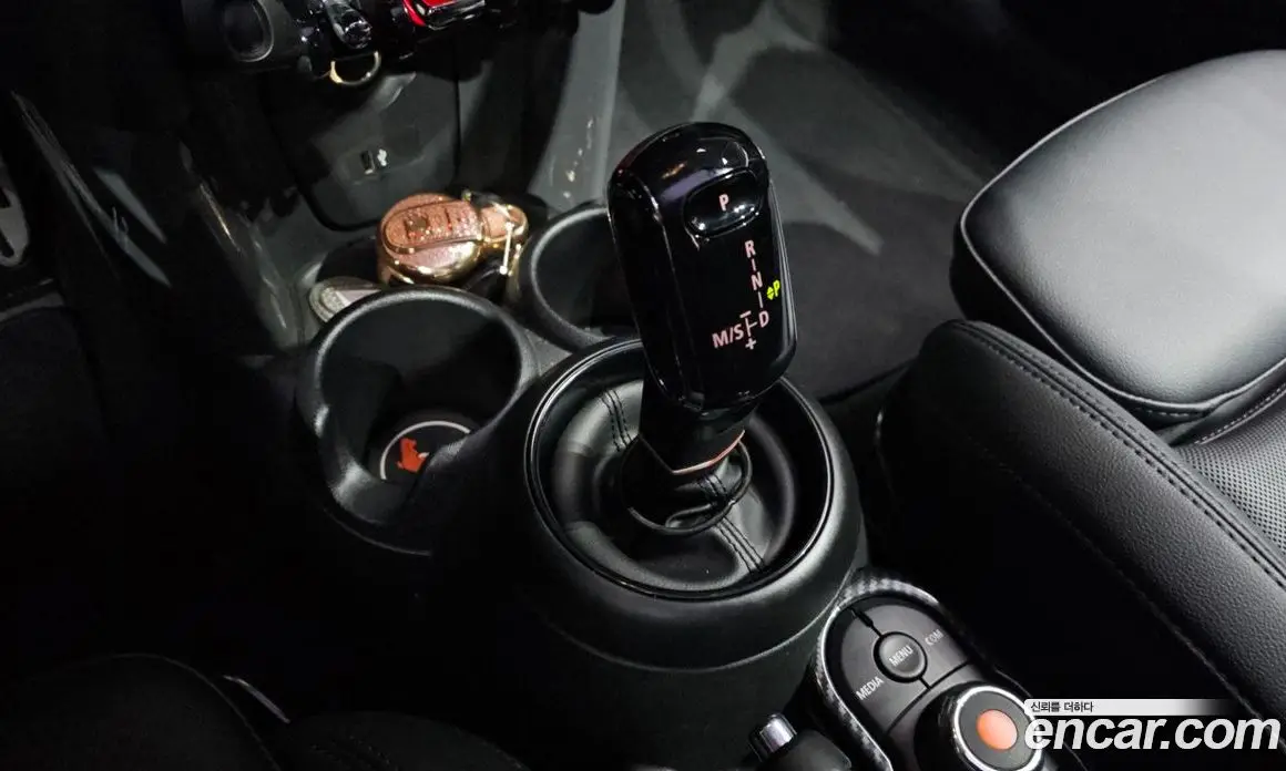 Mini Cooper 2019 1.5 автомат (гидро), фото 12 Mini Cooper 2019 1.5 автомат (гидро), фото 12