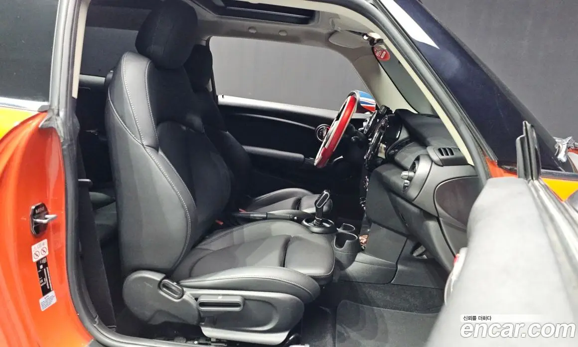 Mini Cooper 2019 1.5 автомат (гидро), фото 17 Mini Cooper 2019 1.5 автомат (гидро), фото 17