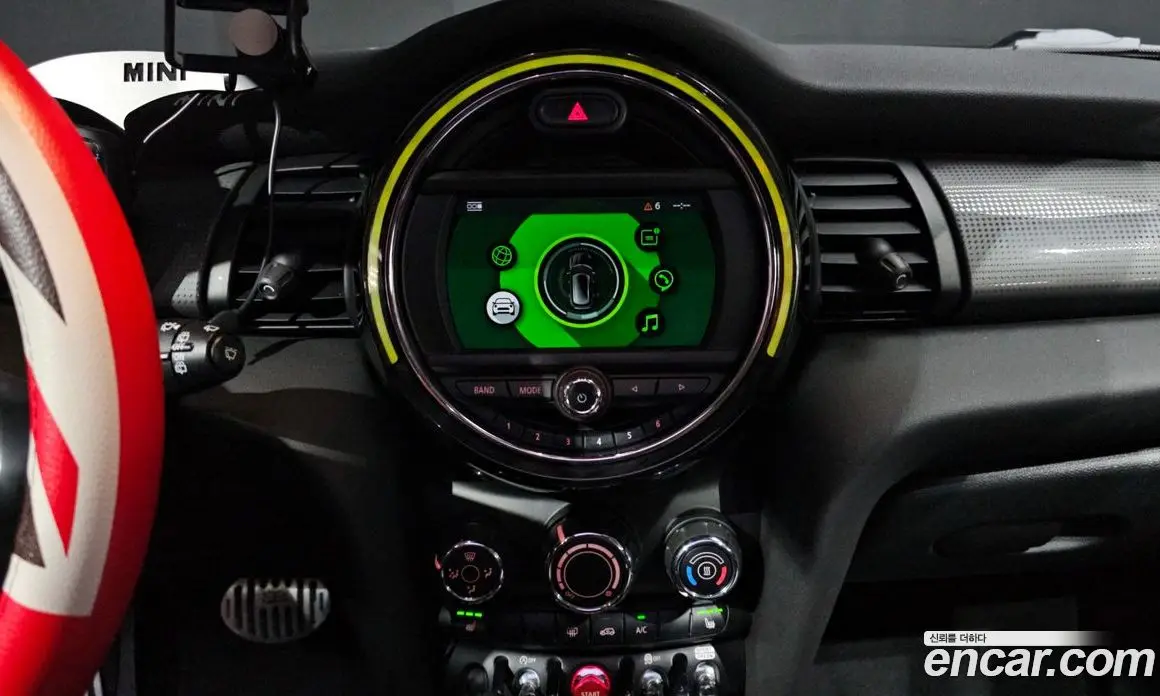 Mini Cooper 2019 1.5 автомат (гидро), фото 20 Mini Cooper 2019 1.5 автомат (гидро), фото 20
