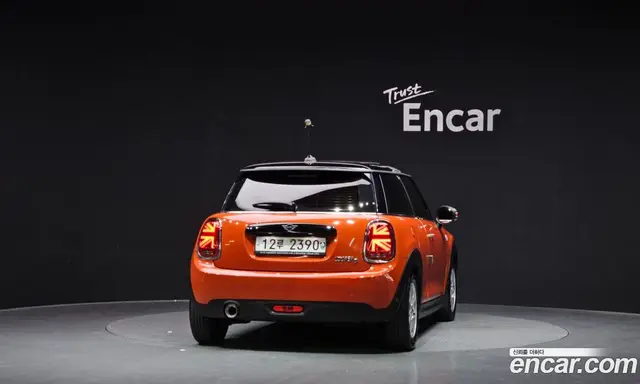 Mini Cooper 2019 1.5 автомат (гидро), миниатюра 4 Mini Cooper 2019 1.5 автомат (гидро), миниатюра 4