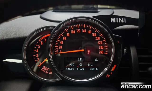 Mini Cooper 2019 2.0 автомат (гидро), миниатюра 11