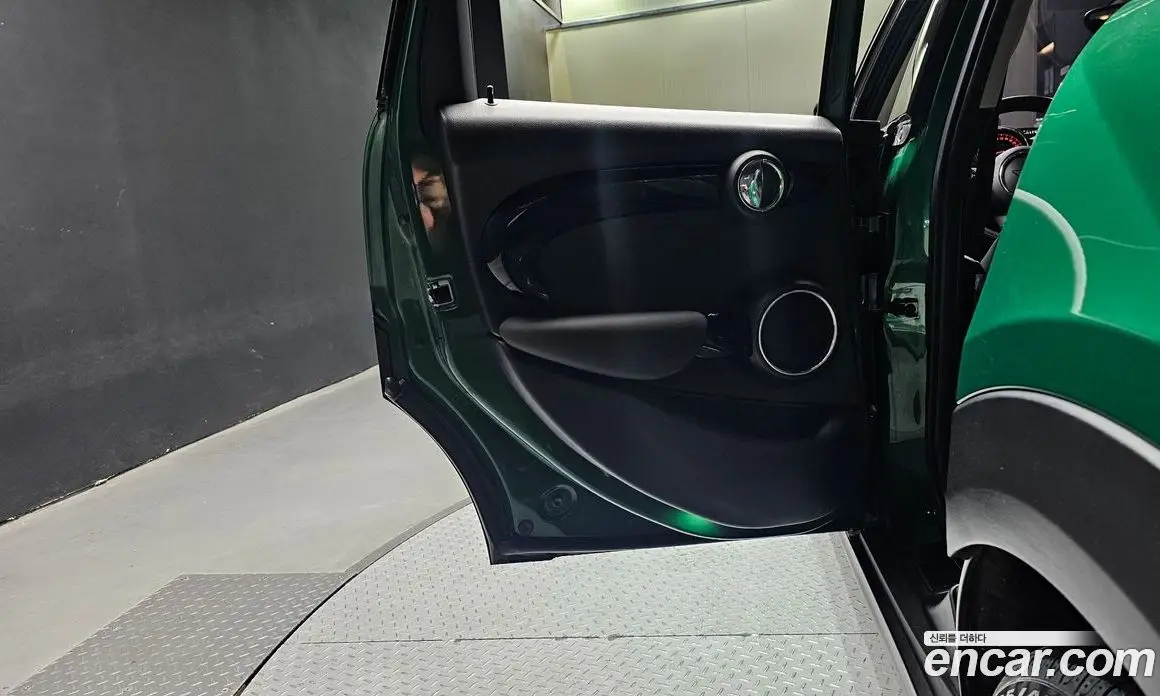 Mini Cooper 2019 2.0 автомат (гидро), фото 15