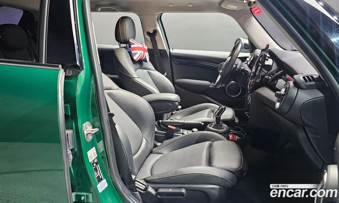 Mini Cooper 2019 2.0 автомат (гидро), фото 16
