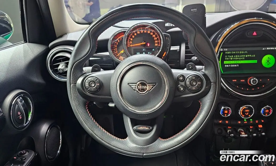 Mini Cooper 2019 2.0 автомат (гидро), фото 18