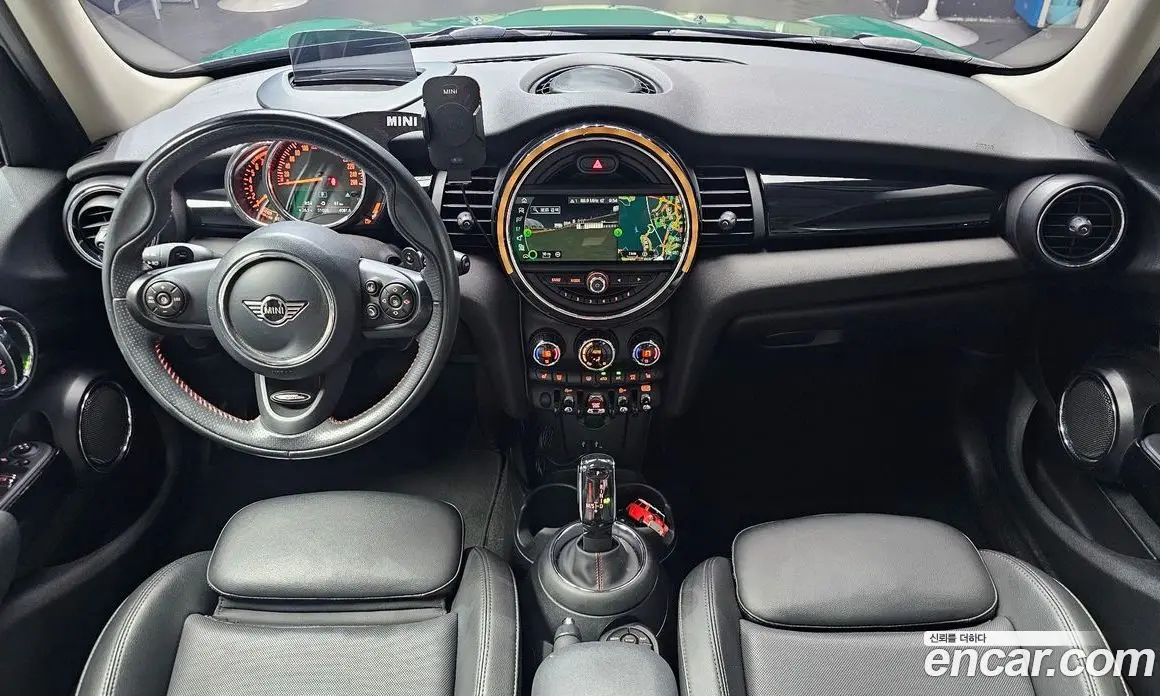 Mini Cooper 2019 2.0 автомат (гидро), фото 10