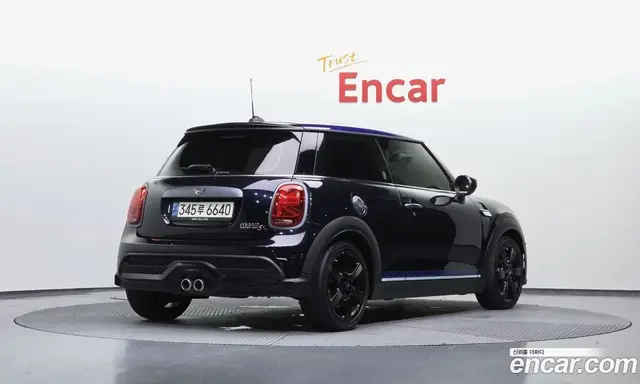Mini Cooper, 2022, 70 786 км