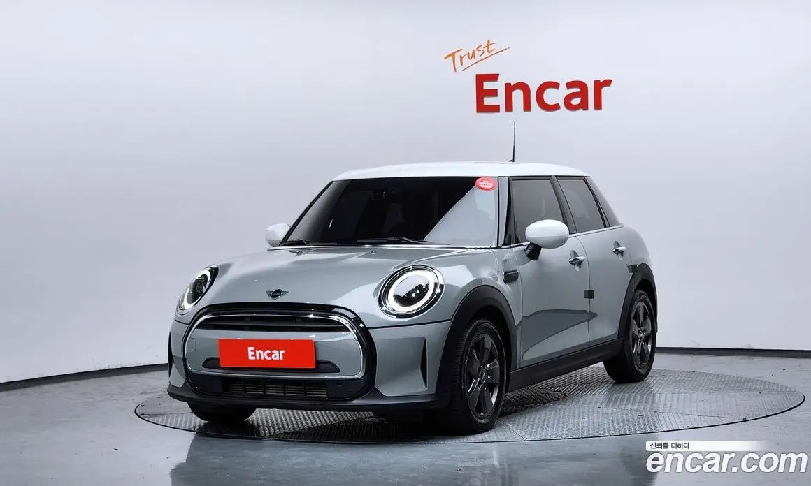 Mini Cooper 2022 1.5 автомат (гидро), фото 1 Mini Cooper 2022 1.5 автомат (гидро), фото 1