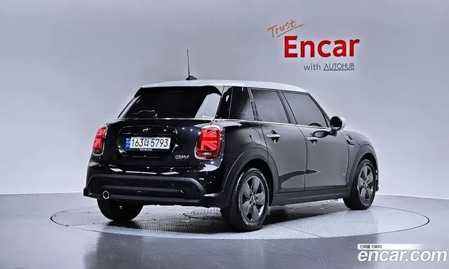 Mini Cooper 2023 1.5 автомат (гидро), миниатюра 2