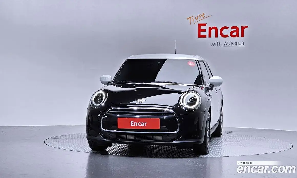 Mini Cooper 2023 1.5 автомат (гидро), фото 3
