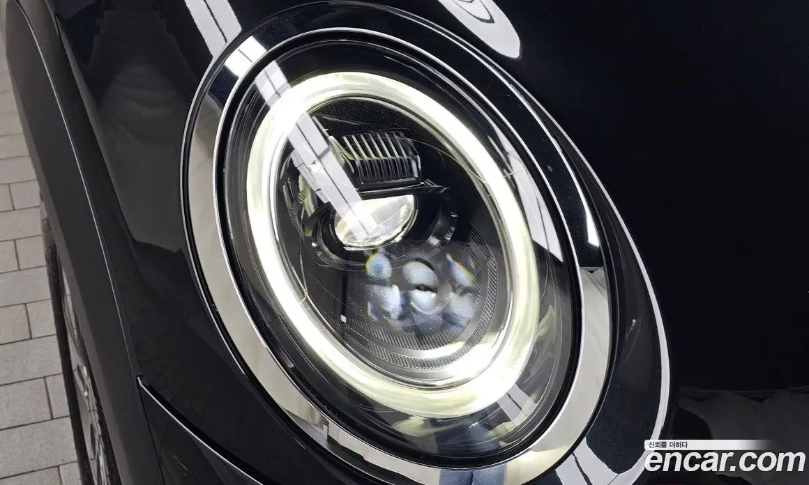 Mini Cooper 2023 1.5 автомат (гидро), фото 8