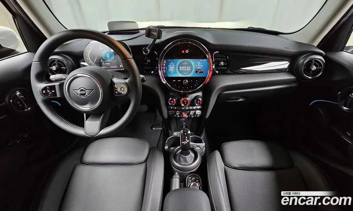 Mini Cooper 2023 1.5 автомат (гидро), фото 10