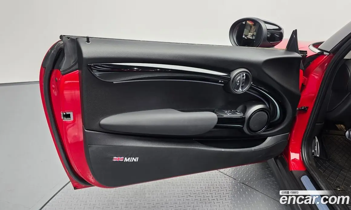 Mini Cooper 2023 1.5 автомат (гидро), фото 14