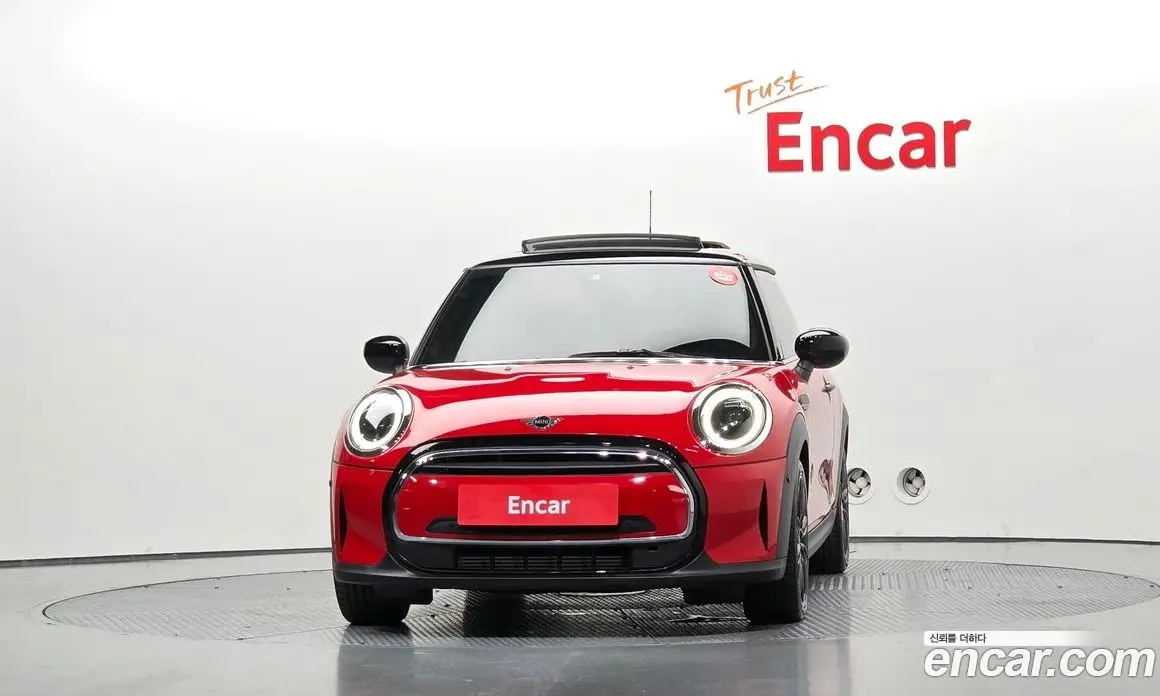 Mini Cooper 2023 1.5 автомат (гидро), фото 3