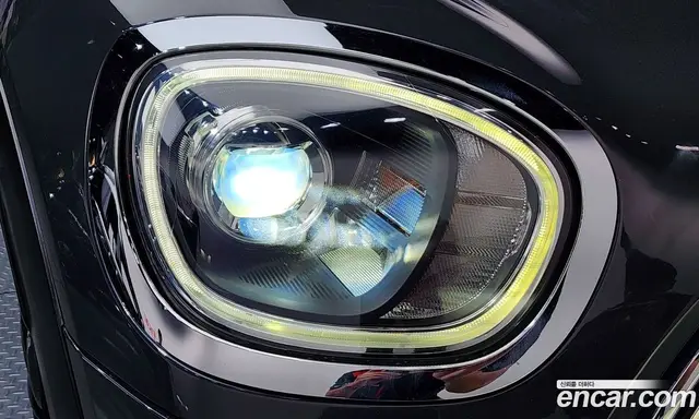 Mini Countryman 2020 2.0 автомат (гидро), миниатюра 8 Mini Countryman 2020 2.0 автомат (гидро), миниатюра 8