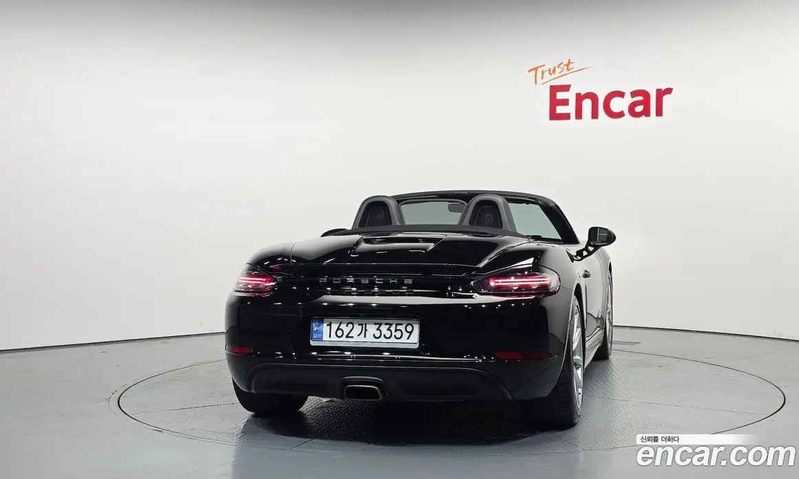 Porsche 718 2017 2.0 автомат (гидро), фото 4 Porsche 718 2017 2.0 автомат (гидро), фото 4