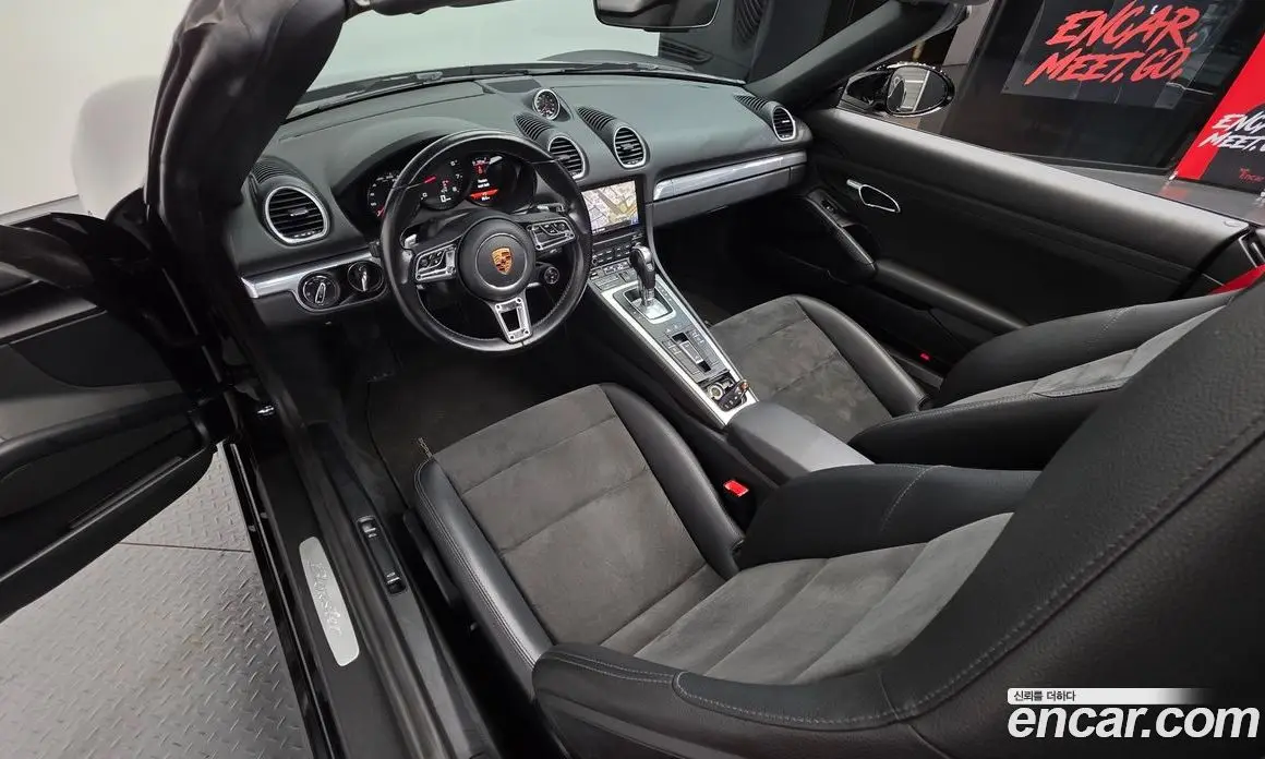 Porsche 718 2017 2.0 автомат (гидро), фото 10 Porsche 718 2017 2.0 автомат (гидро), фото 10