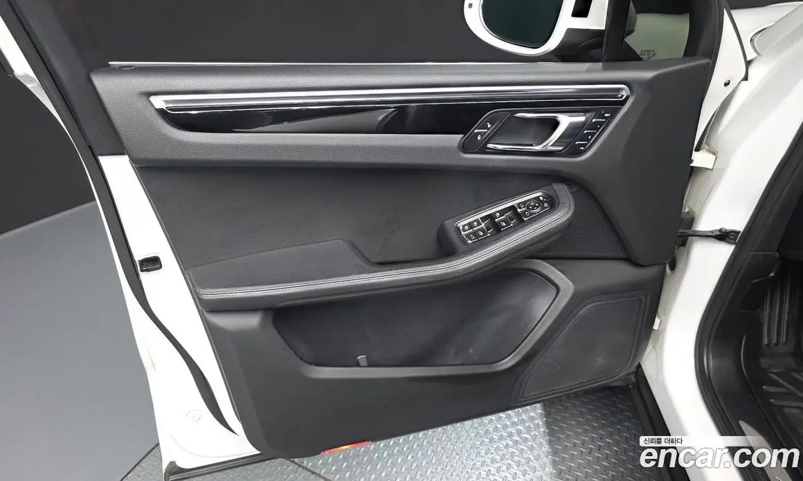 Porsche Macan 2017 3.0 автомат (гидро), фото 14