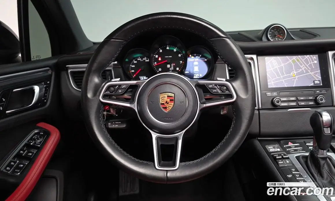 Porsche Macan 2018 2.0 автомат (гидро), фото 18 Porsche Macan 2018 2.0 автомат (гидро), фото 18