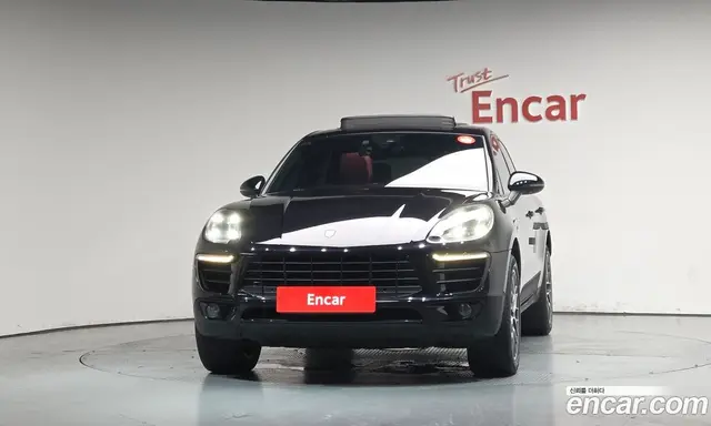 Porsche Macan 2018 2.0 автомат (гидро), миниатюра 3 Porsche Macan 2018 2.0 автомат (гидро), миниатюра 3