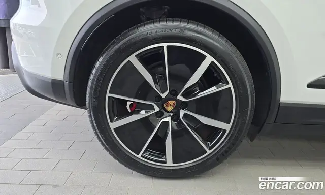 Porsche Macan 2025 0.2 автомат (гидро), миниатюра 4