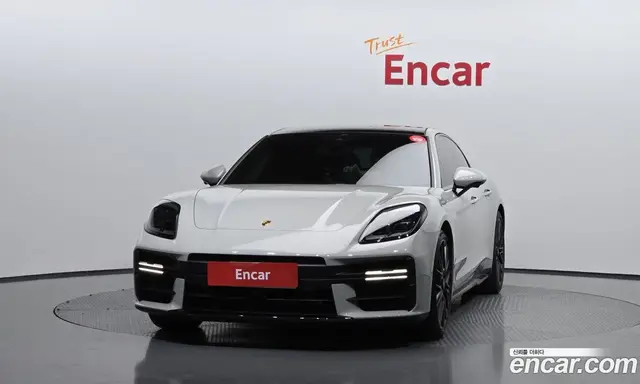 Porsche Panamera 2025 4.0 автомат (гидро), миниатюра 3