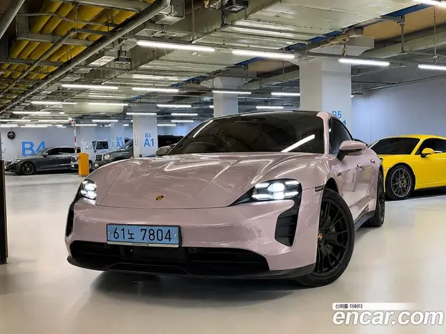 Porsche Taycan, 2022, 19 000 км