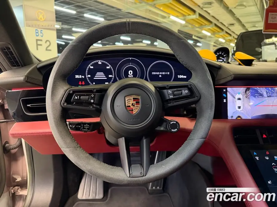 Porsche Taycan 2022 автомат (гидро), фото 6 Porsche Taycan 2022 автомат (гидро), фото 6