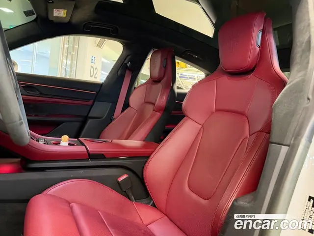Porsche Taycan 2022 автомат (гидро), миниатюра 8 Porsche Taycan 2022 автомат (гидро), миниатюра 8