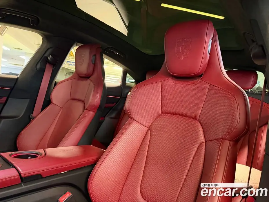 Porsche Taycan 2022 автомат (гидро), фото 9 Porsche Taycan 2022 автомат (гидро), фото 9