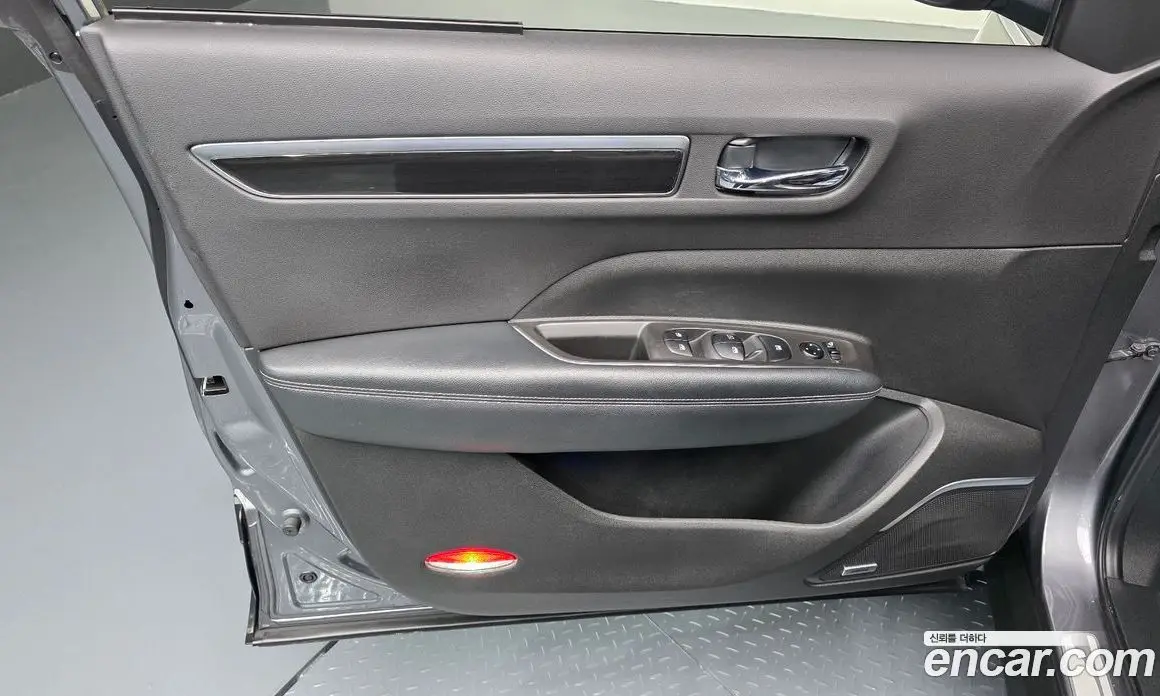 Renault (Samsung) QM6 2017 2.0 автомат (гидро), фото 13 Renault (Samsung) QM6 2017 2.0 автомат (гидро), фото 13