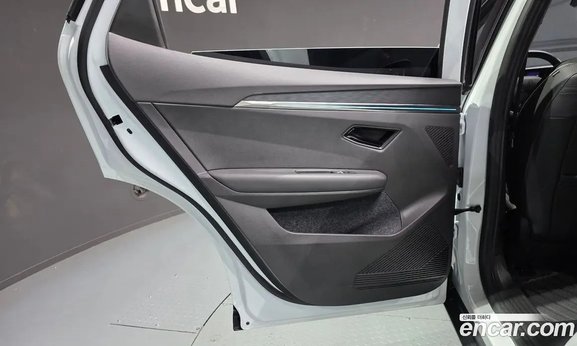 Renault (Samsung) Scenic 2025 0.3 автомат (гидро), фото 15
