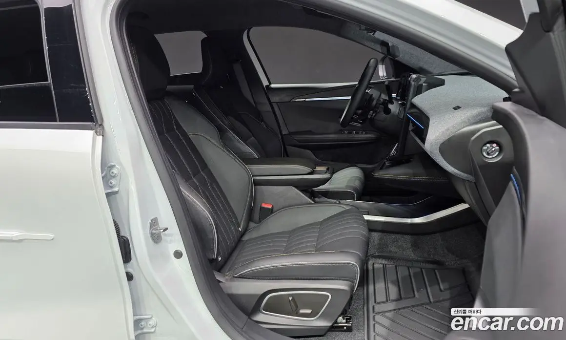 Renault (Samsung) Scenic 2025 0.3 автомат (гидро), фото 16