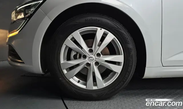 Renault (Samsung) SM6 2016 2.0 автомат (гидро), миниатюра 4 Renault (Samsung) SM6 2016 2.0 автомат (гидро), миниатюра 4