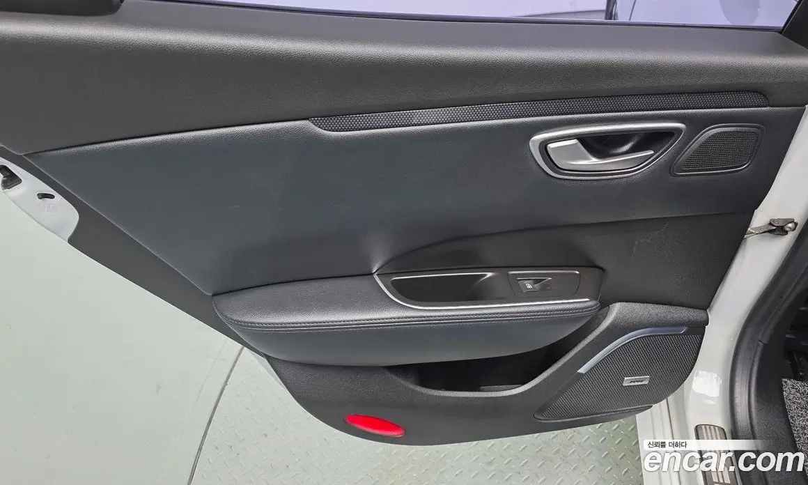 Renault (Samsung) SM6 2016 2.0 автомат (гидро), фото 15 Renault (Samsung) SM6 2016 2.0 автомат (гидро), фото 15