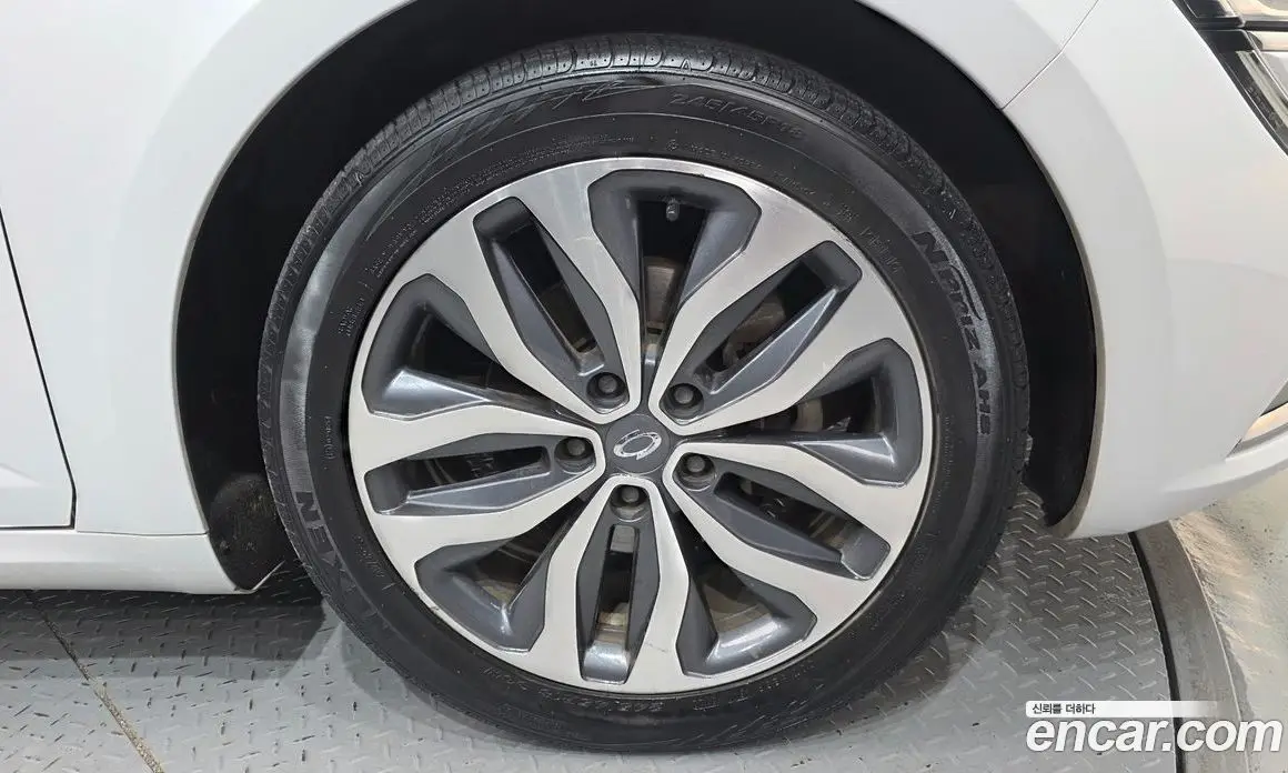 Renault (Samsung) SM6 2016 2.0 автомат (гидро), фото 7 Renault (Samsung) SM6 2016 2.0 автомат (гидро), фото 7