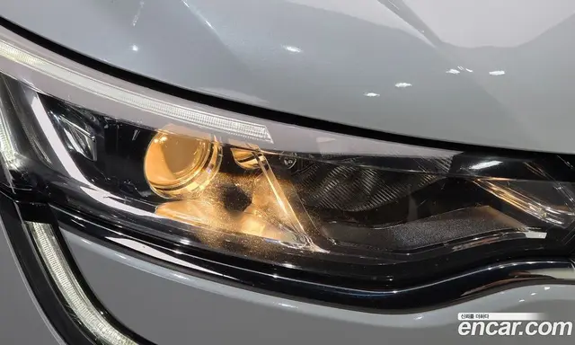 Renault (Samsung) SM6 2016 2.0 автомат (гидро), миниатюра 8 Renault (Samsung) SM6 2016 2.0 автомат (гидро), миниатюра 8