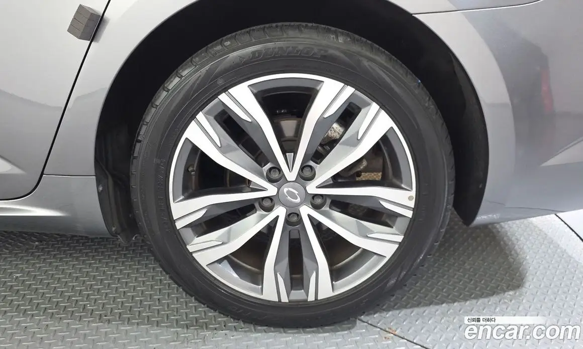 Renault (Samsung) SM6 2020 1.8 автомат (гидро), фото 7 Renault (Samsung) SM6 2020 1.8 автомат (гидро), фото 7