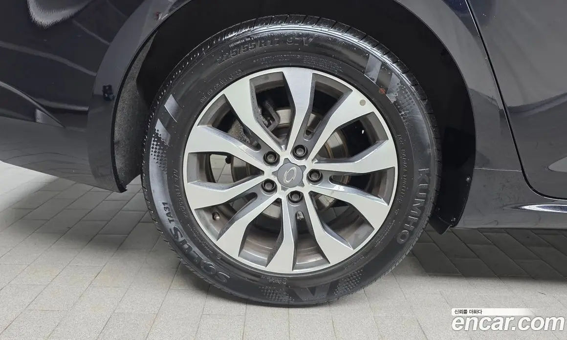 Renault (Samsung) SM6 2022 1.3 автомат (гидро), фото 5 Renault (Samsung) SM6 2022 1.3 автомат (гидро), фото 5