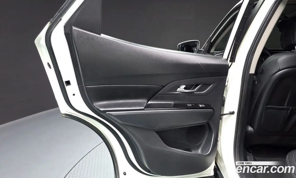 SsangYong Korando 2022 1.5 автомат (гидро), фото 14