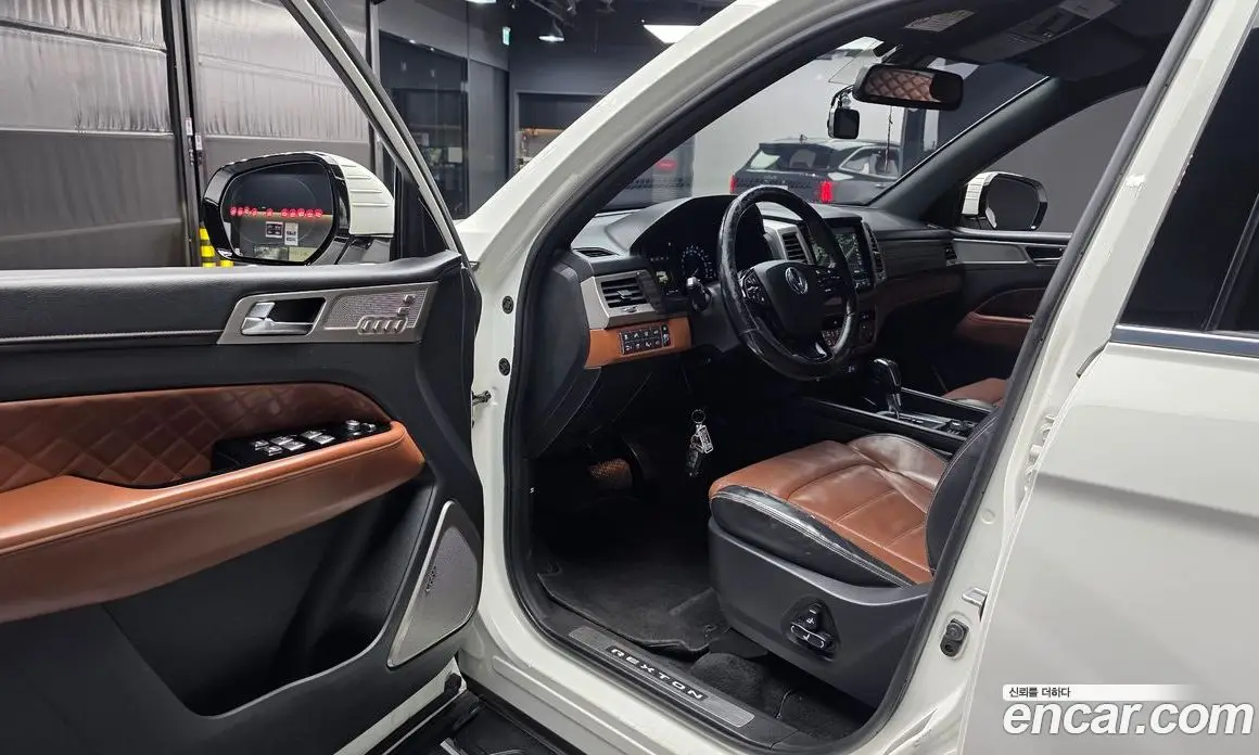 SsangYong Rexton 2017 2.2 автомат (гидро), фото 13