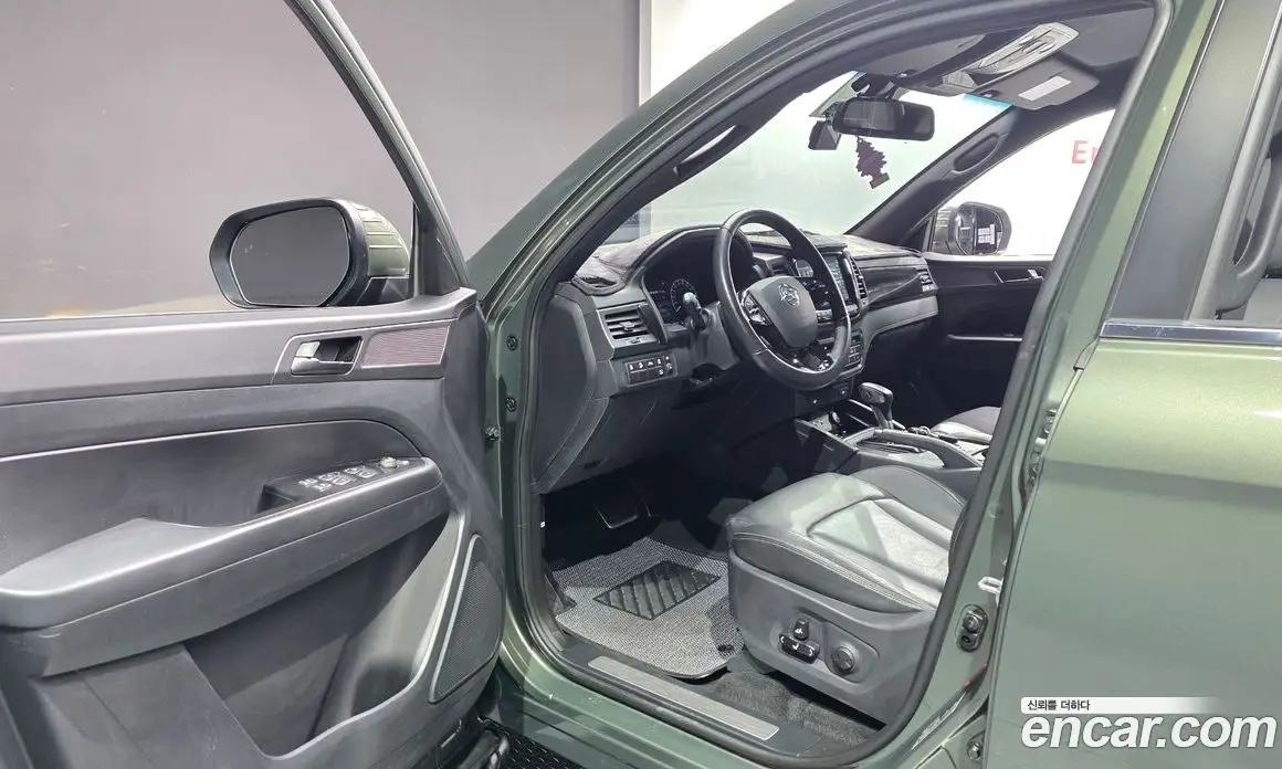 SsangYong Rexton 2022 2.2 автомат (гидро), фото 13