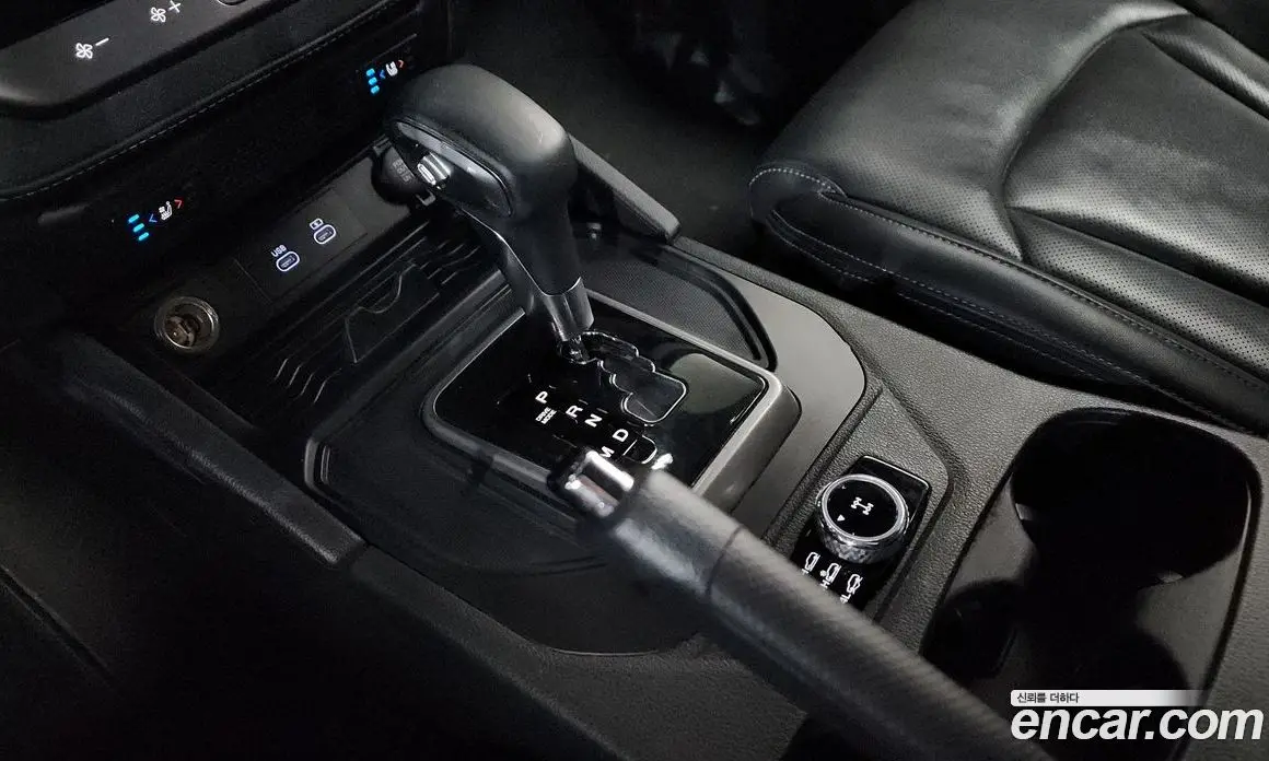 SsangYong Rexton 2024 2.2 автомат (гидро), фото 12