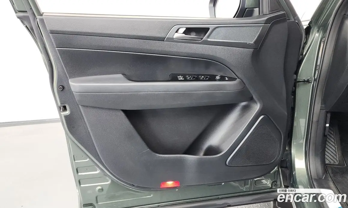 SsangYong Rexton 2024 2.2 автомат (гидро), фото 14