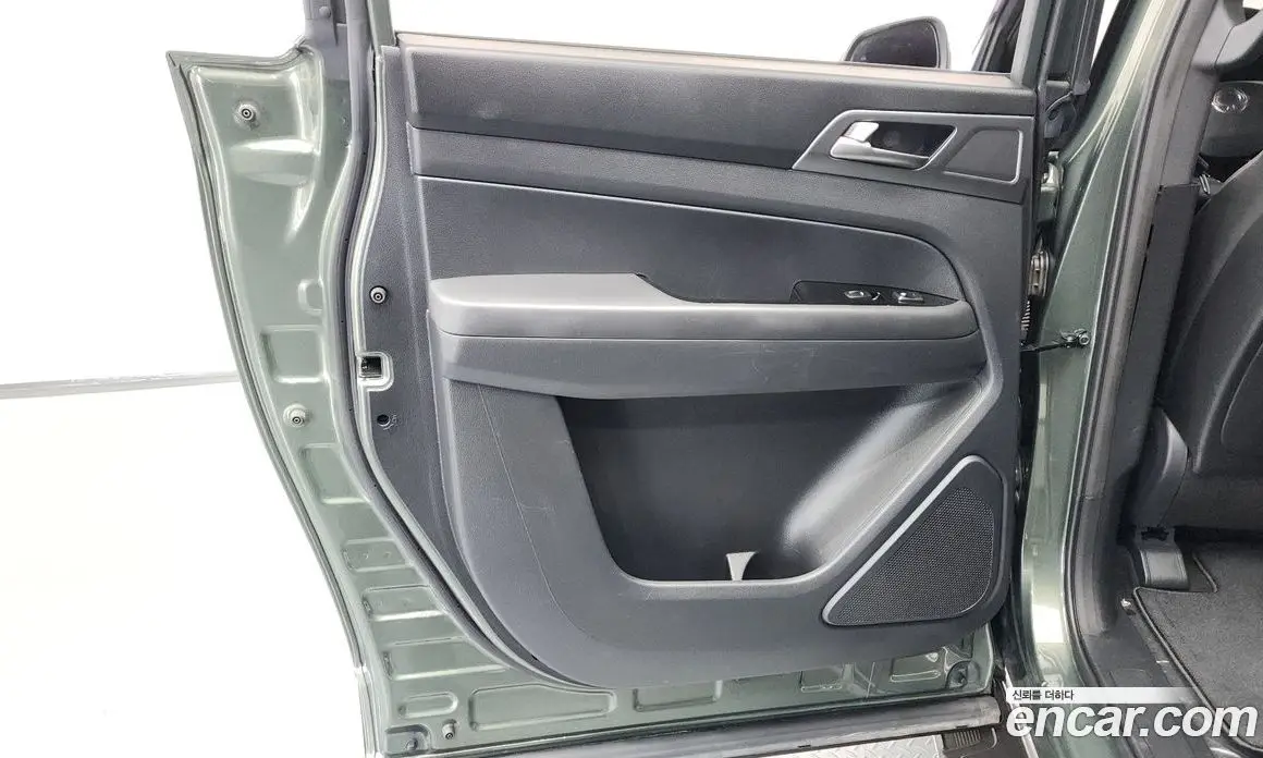 SsangYong Rexton 2024 2.2 автомат (гидро), фото 15