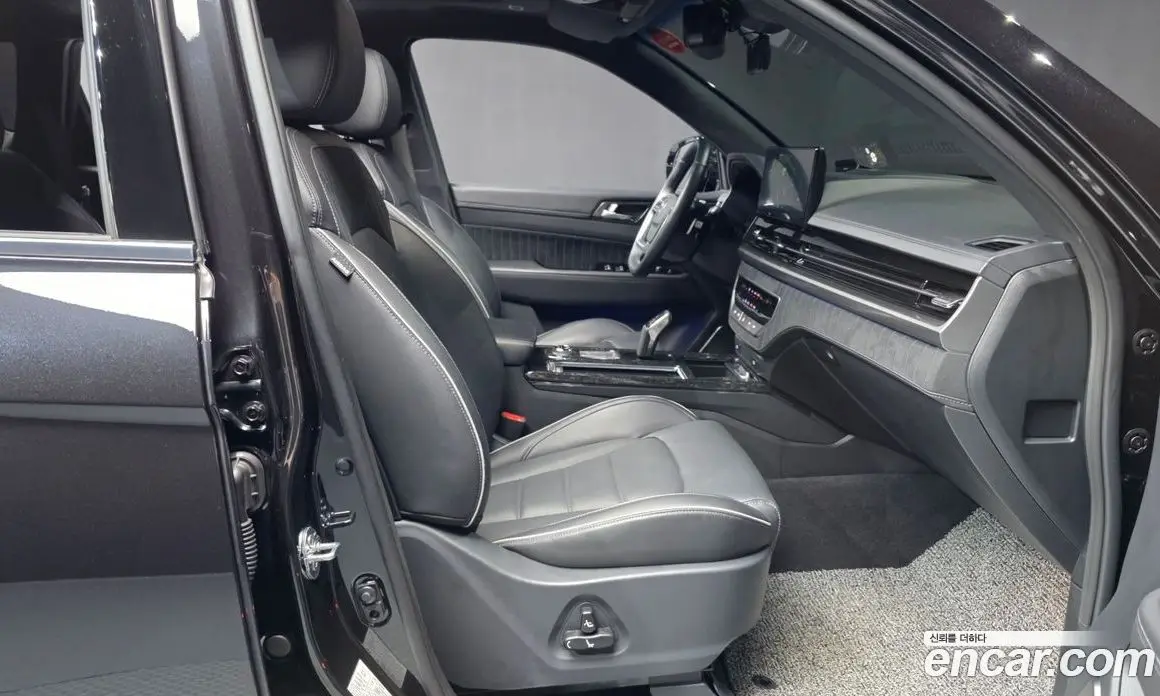 SsangYong Rexton 2025 2.2 автомат (гидро), фото 17