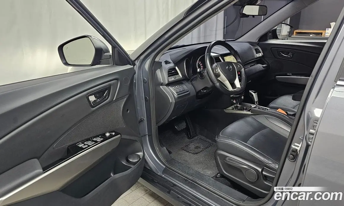 SsangYong TIBOLI 2016 1.6 автомат (гидро), фото 13