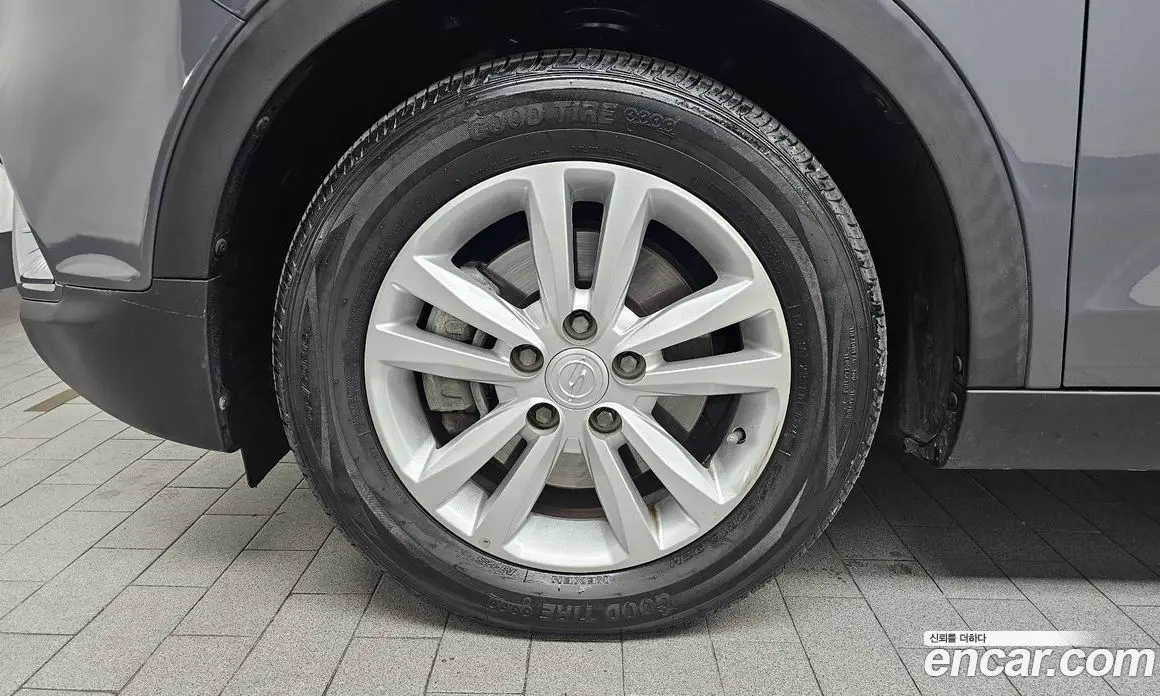 SsangYong TIBOLI 2016 1.6 автомат (гидро), фото 5