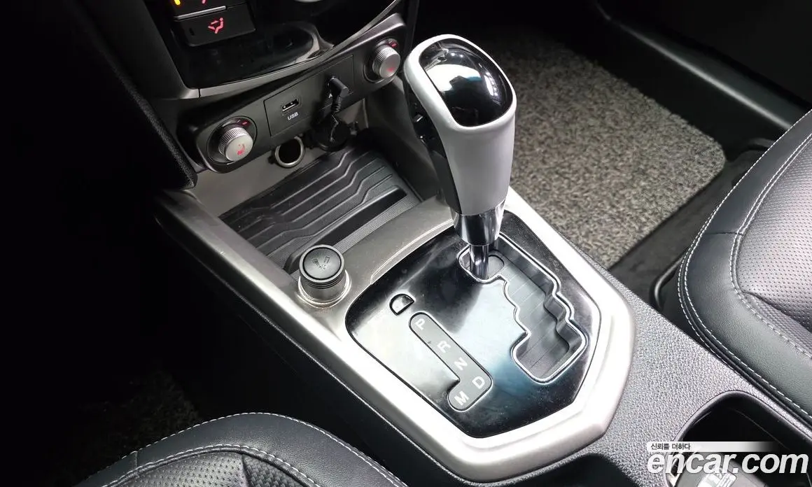 SsangYong TIBOLI 2016 1.6 автомат (гидро), фото 12 SsangYong TIBOLI 2016 1.6 автомат (гидро), фото 12