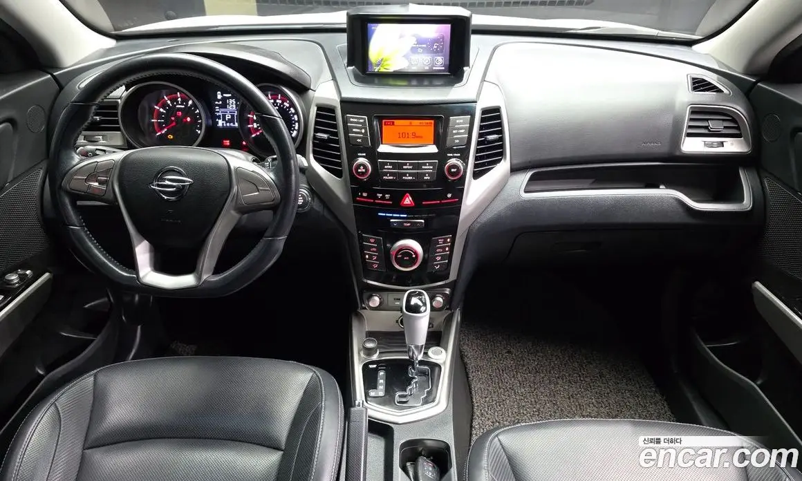 SsangYong TIBOLI 2016 1.6 автомат (гидро), фото 10 SsangYong TIBOLI 2016 1.6 автомат (гидро), фото 10